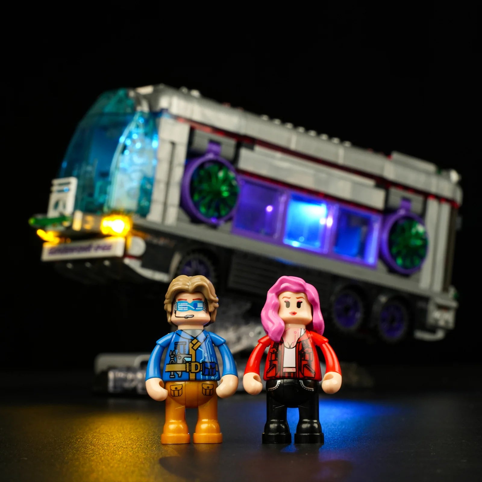 FUNWHOLE® Future Bus F9060