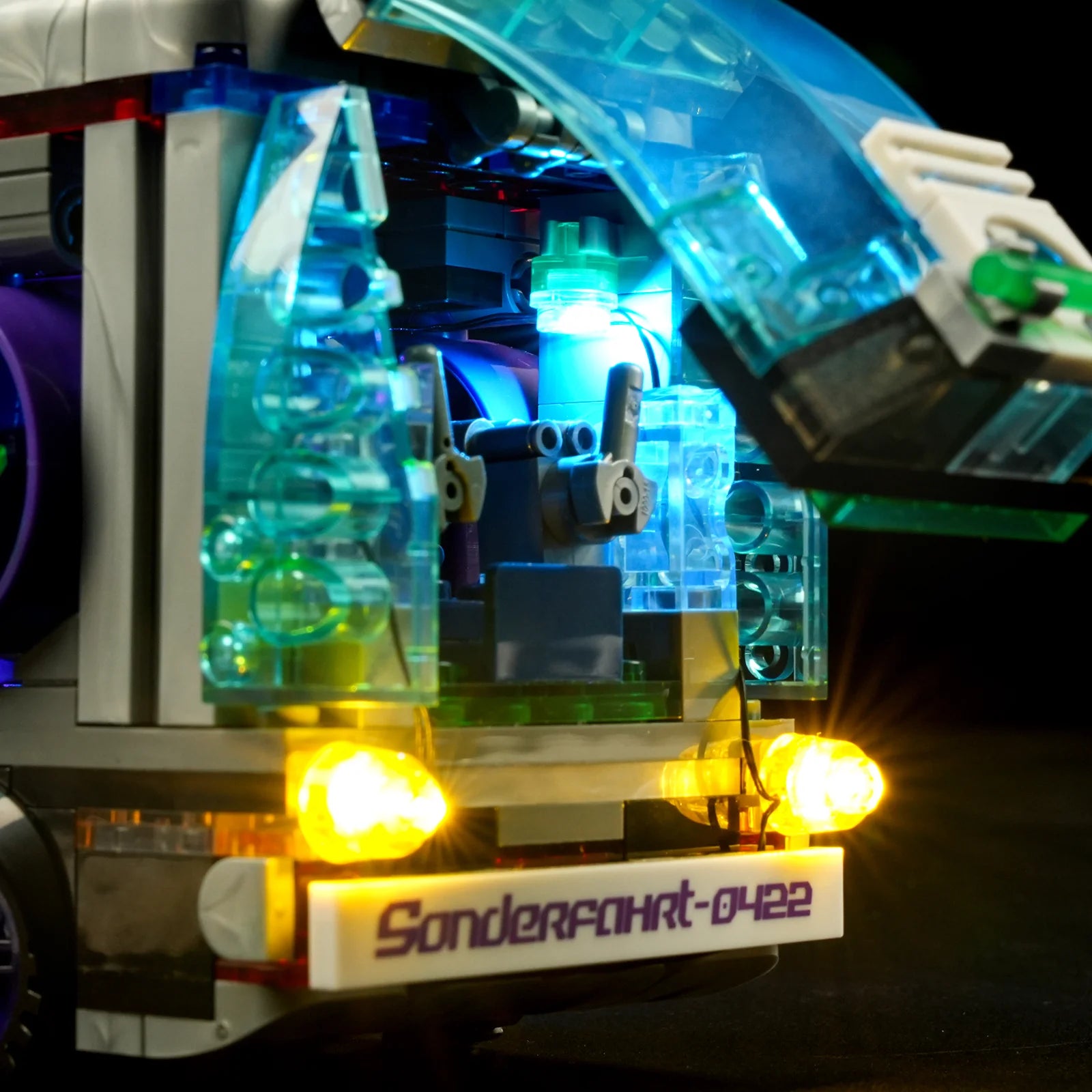 FUNWHOLE® Future Bus F9060