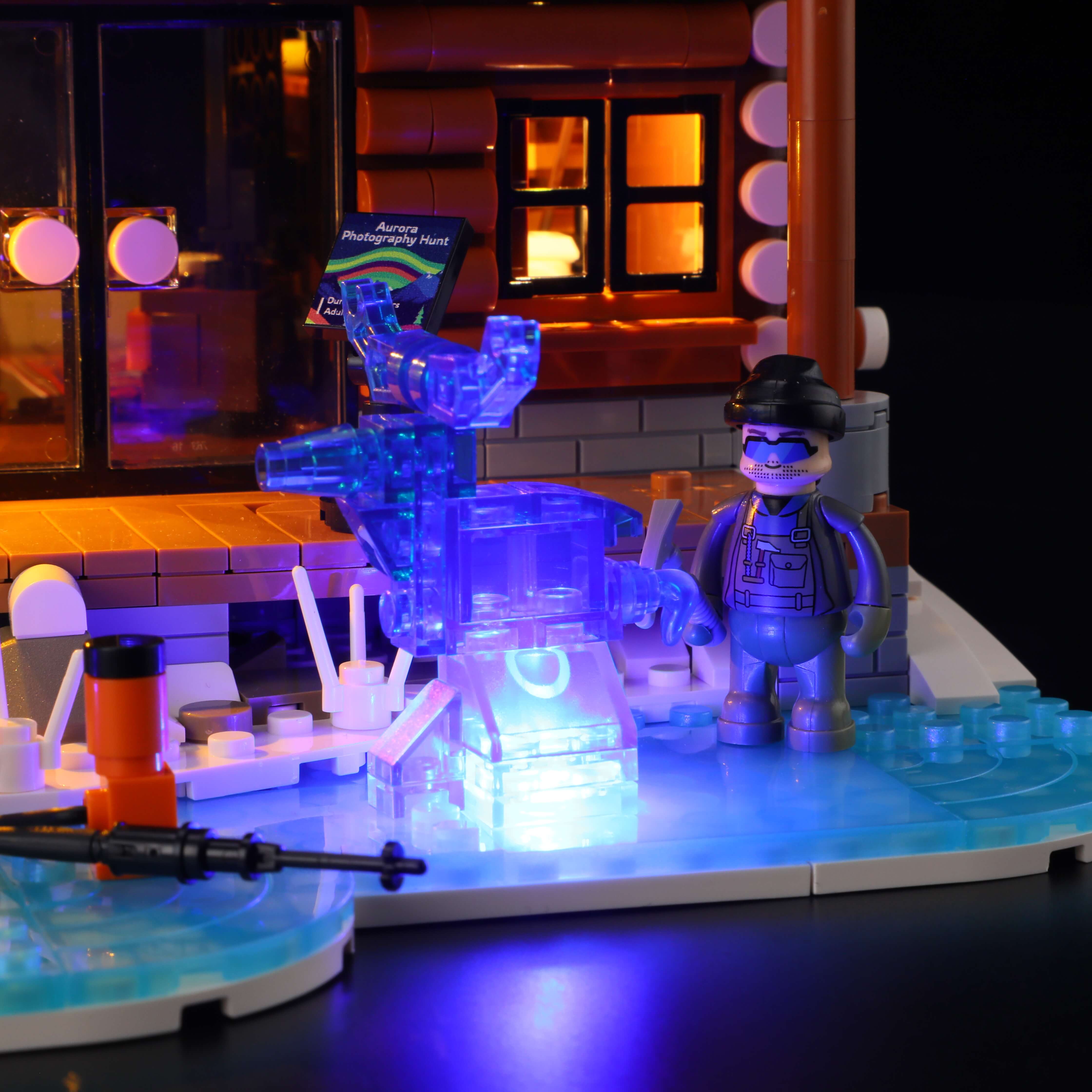 Lumibricks Aurora Cabin L9090