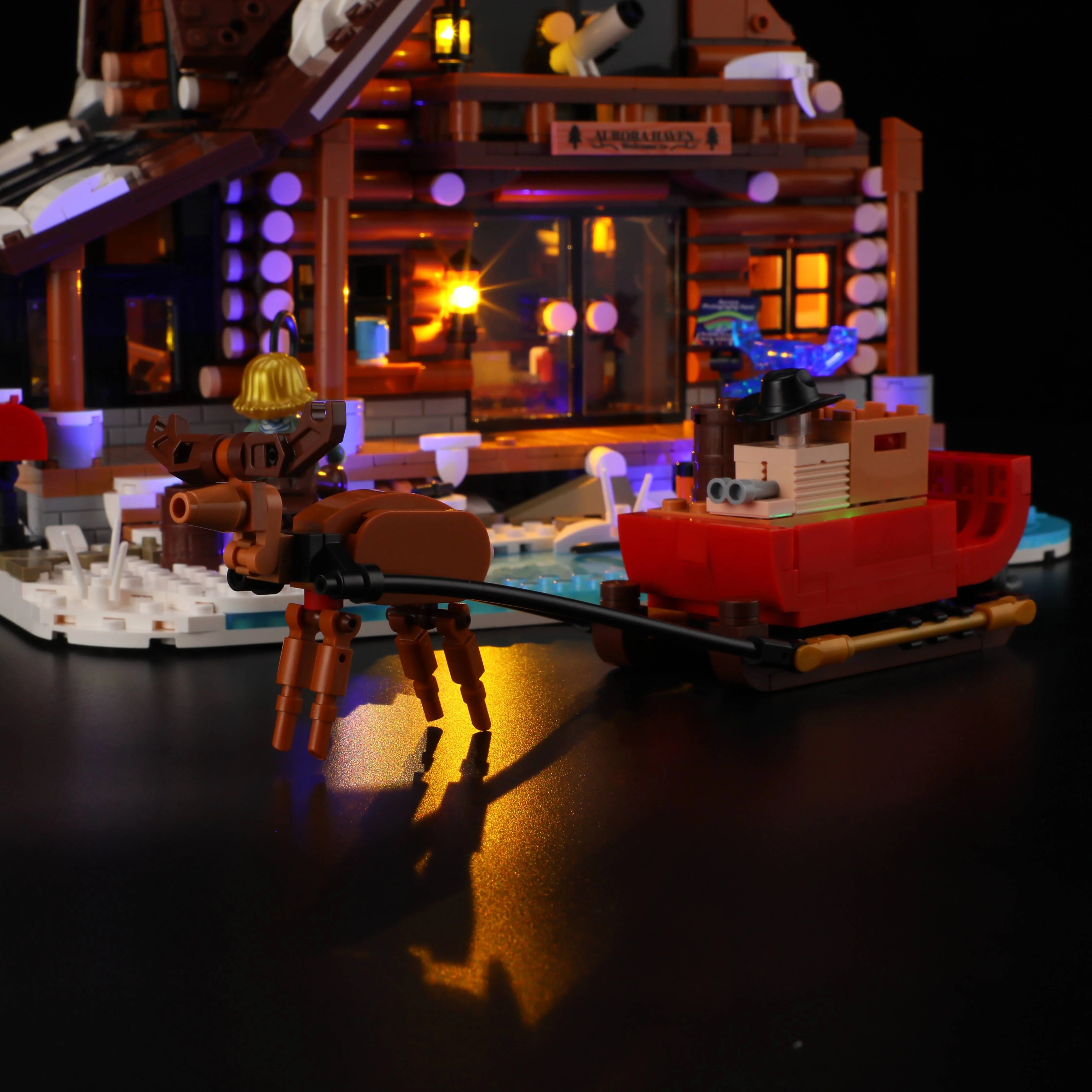 Lumibricks Aurora Cabin L9090