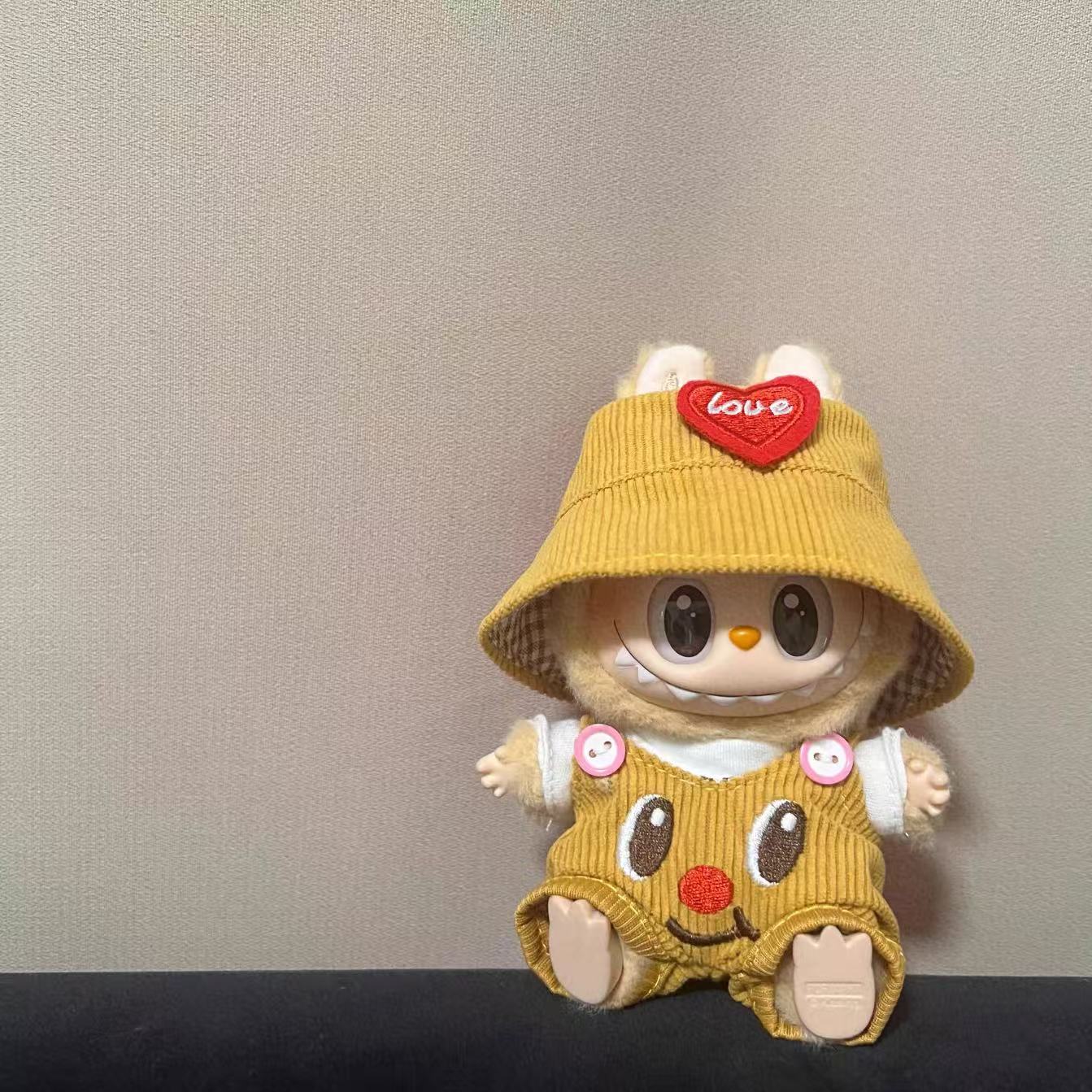 Labubu Butter bear outfit (Clothes Only)