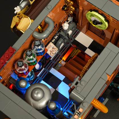 Lumibricks Alchemist's Moving Castle L9103