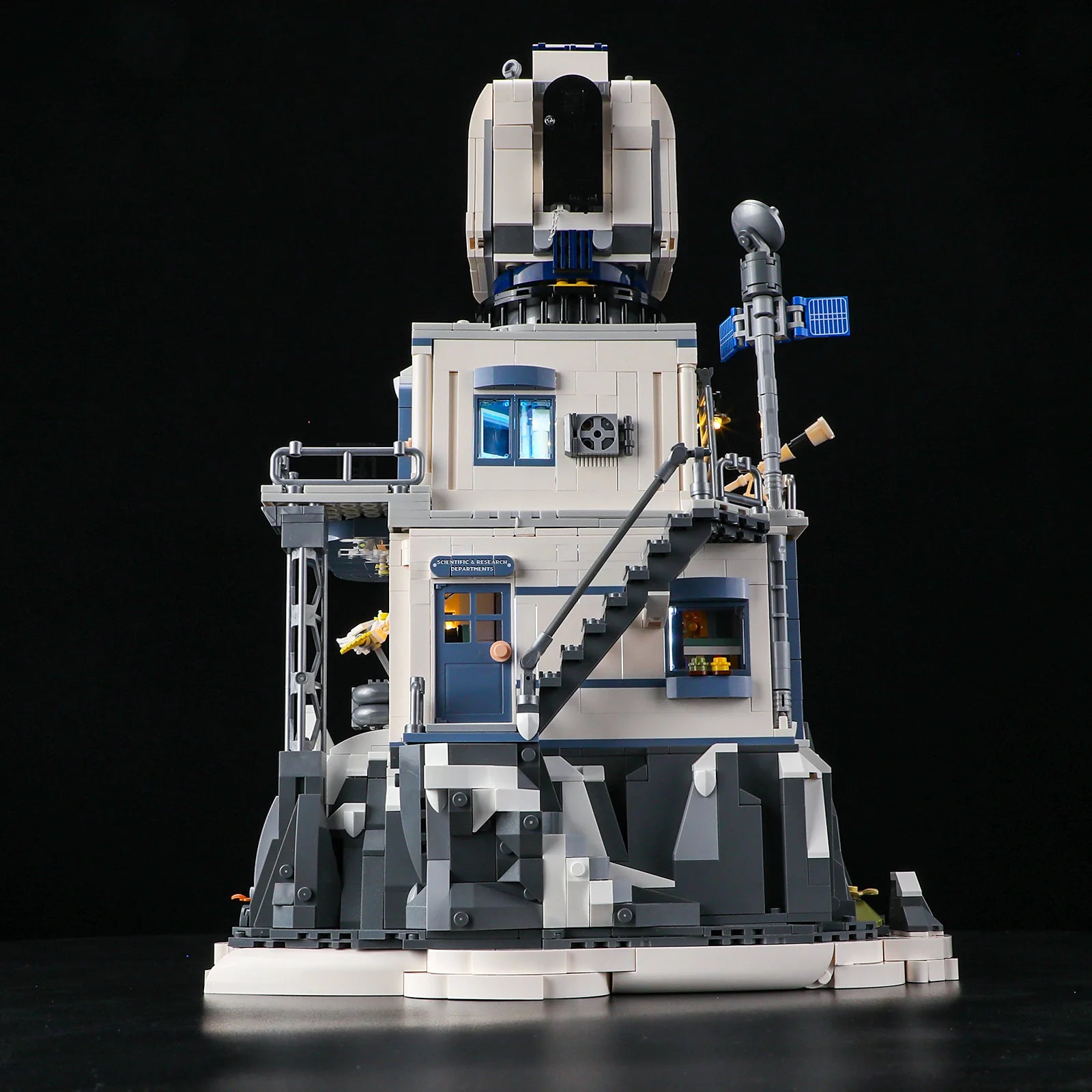 Lumibricks Alpine Observatory L9091