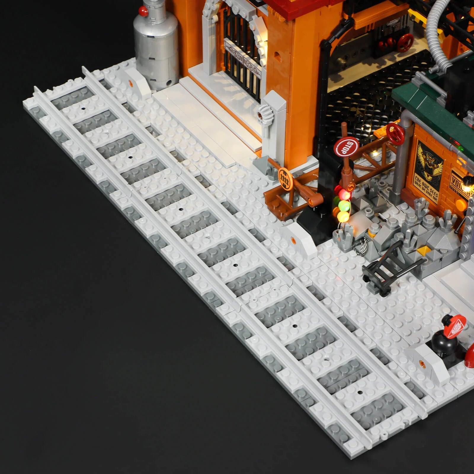 Lumibricks Ore Factory L9101